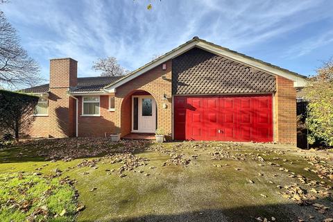 3 bedroom detached bungalow for sale