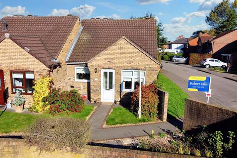 2 bedroom terraced bungalow for sale