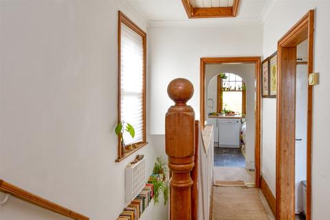 Millers Road, Brighton, East Sussex 1 bed flat for sale