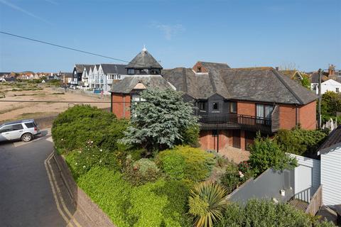 Neptune Gap, Island Wall, Whitstable 4 bed detached house for sale