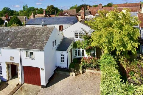 Back Lane, Stisted, Braintree 3 bed semi