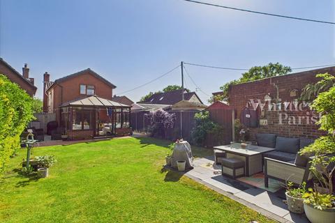 Blackmill Lane, Great Moulton... 3 bed detached house for sale