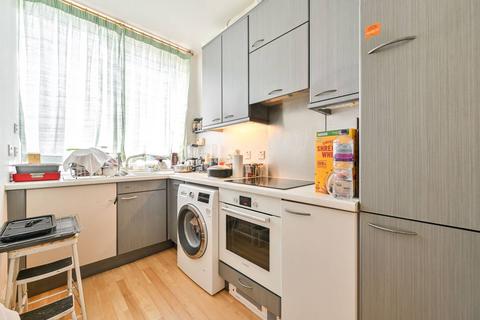 Chelsea Harbour, Chelsea, London, SW10 2 bed flat for sale