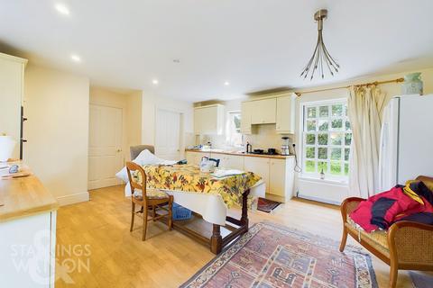 Linden Court, Eye 4 bed detached house for sale