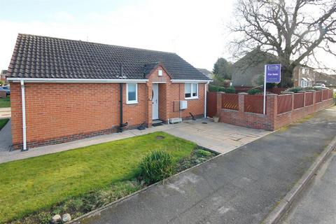 Oak Drive, Newport 2 bed detached bungalow for sale