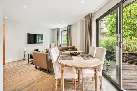 Dolben Court, Montaigne Close... 1 bed flat for sale
