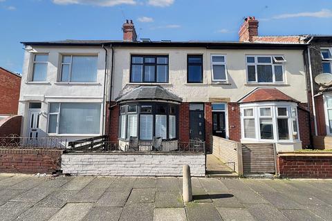 5 bedroom terraced house for sale