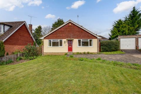 Highlea Avenue, Flackwell Heath, HP10 2 bed detached bungalow for sale