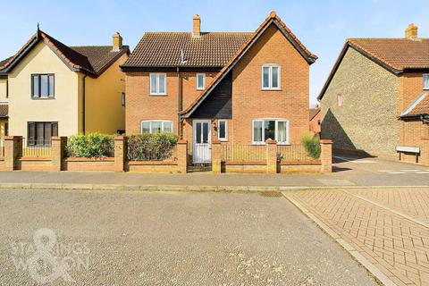 Honeysuckle Drive, Dereham 4 bed detached house for sale