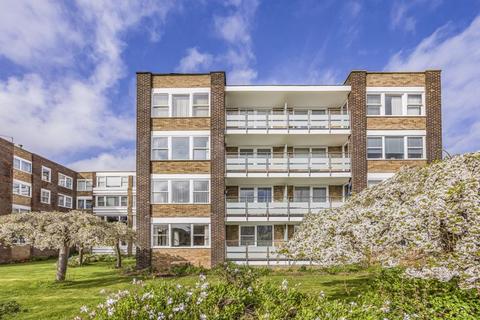 Eastern Parade, Southsea 3 bed apartment for sale