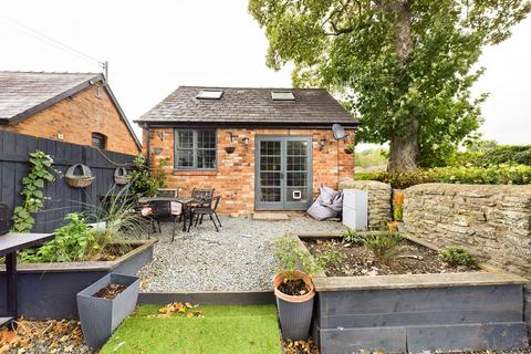 2 bedroom barn conversion for sale