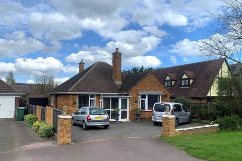 Baldock Road, Stotfold, Hitchin, SG5 3 bed detached bungalow for sale