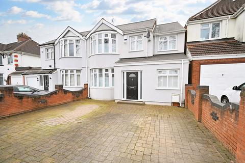 4 bedroom semi-detached house for sale