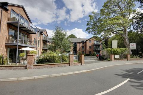 Stapleton Court, Waller Grove, Swanland 2 bed apartment for sale