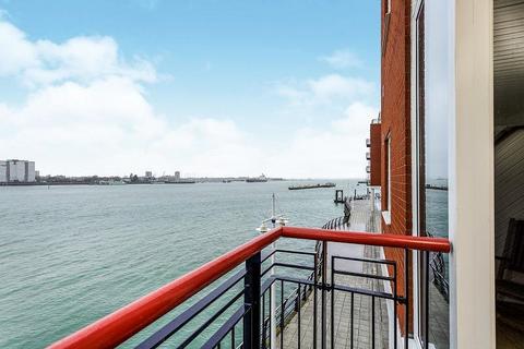 Arethusa House, Gunwharf Quays... 2 bed apartment for sale