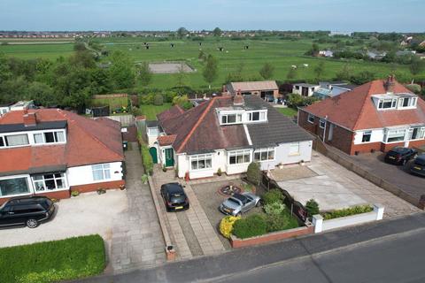 2 bedroom semi-detached bungalow for sale