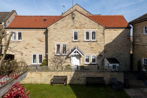 Wetherby, Micklethwaite Mews, LS22 3 bed link detached house for sale