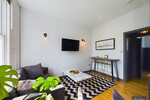 St Pauls Road, Islington, London 1 bed flat for sale