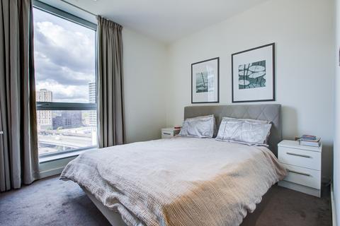 Biscayne Avenue, London E14 2 bed apartment for sale