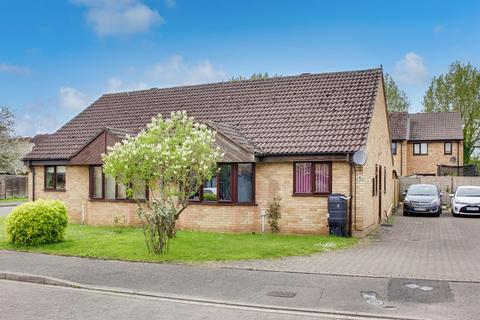 2 bedroom semi-detached bungalow for sale