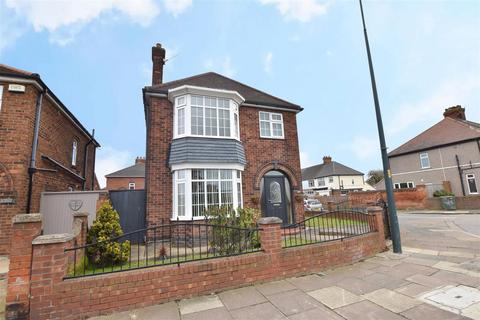 Brereton Avenue, Cleethorpes DN35 3 bed detached house for sale