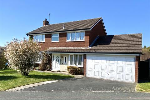 1 Worthington Drive, Shrewsbury, SY3 6BT 4 bed detached house for sale