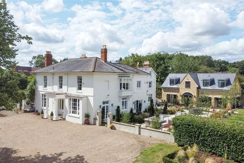 Birling, West Malling, Kent, ME19 9 bed detached house for sale