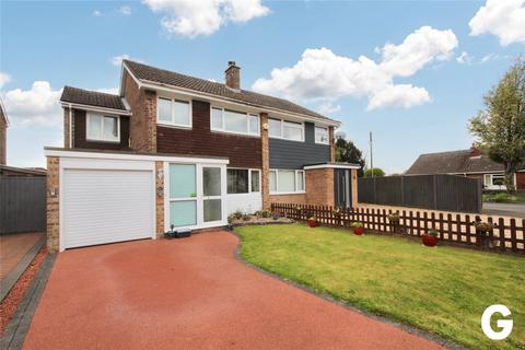 Cook Close, Ringwood, Hampshire, BH24 4 bed semi