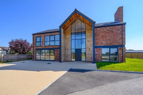 The Paddocks, Plumley Moor Road, Plumley 5 bed detached house for sale