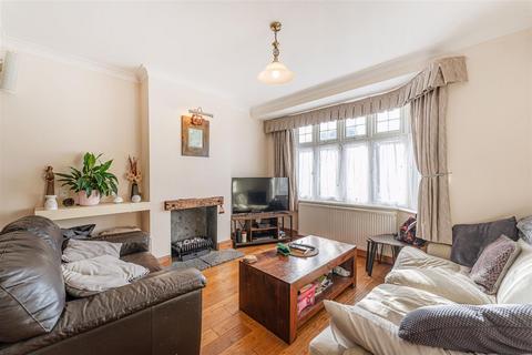 Goat Lane, Enfield 3 bed terraced house for sale