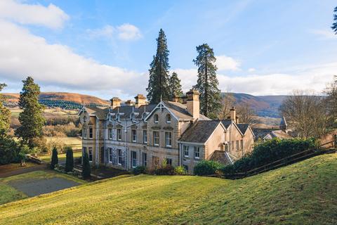 Llandinam SY17 20 bed detached house for sale