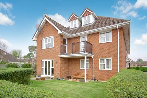 Station Road, New Milton, Hampshire... 3 bed apartment for sale