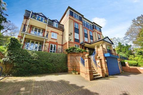 Racefield Road, Altrincham, Greater... 2 bed flat for sale