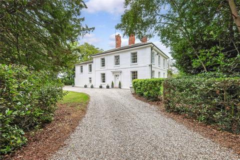 6 bedroom detached house for sale