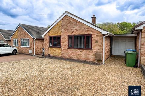 Sutherland Road, Cheslyn Hay, WS6 7BT 3 bed detached bungalow for sale