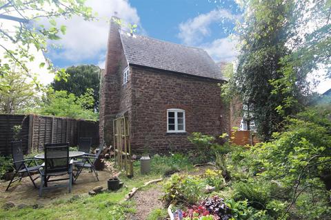 Madley, Hereford 2 bed cottage for sale