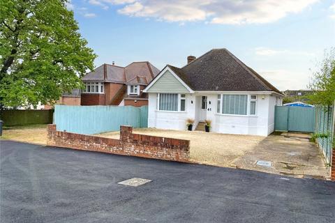 Old Farm Road, Oakdale, Poole... 2 bed bungalow for sale