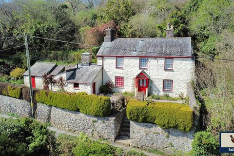 Lower Dimson, Gunnislake, PL18 9NP 2 bed cottage for sale