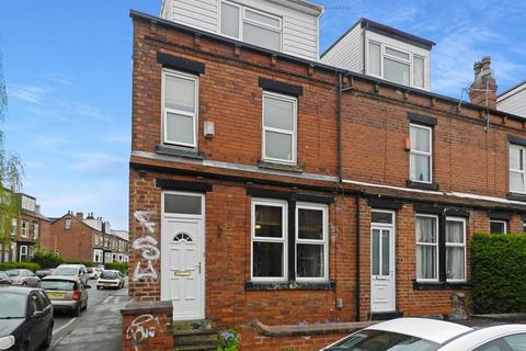 5 bedroom terraced house for sale