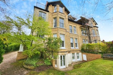 Heald Road, Bowdon, Altrincham... 2 bed flat for sale