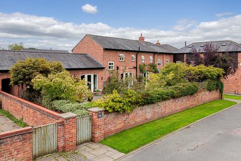 Noahs Ark Lane, Mobberley, WA16 4 bed barn conversion for sale