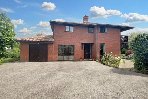 Hilltop Lane, Saffron Walden 4 bed detached house for sale