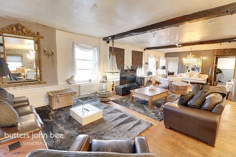 High Street, SANDBACH 4 bed penthouse for sale