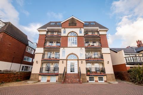 Salters Court, Lytham St Annes, FY8 2 bed apartment for sale