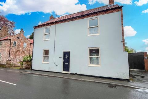 Main Street, West Stockwith... 3 bed detached house for sale