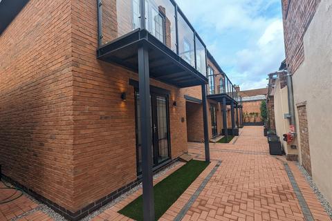 Middle Gate, Newark 3 bed end of terrace house for sale