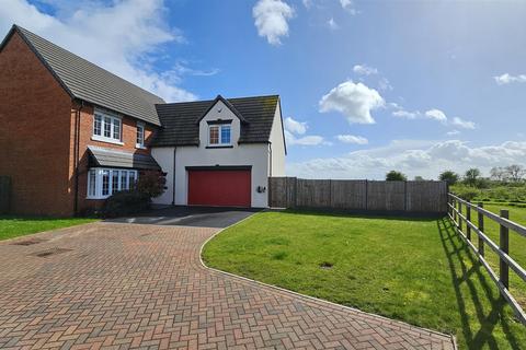 Buckthorn Drive, Aslockton 5 bed detached house for sale