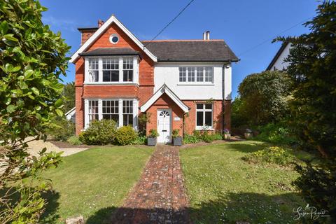 7 bedroom detached house for sale