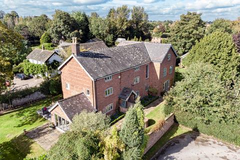 Chelford, Macclesfield, SK11 6 bed detached house for sale