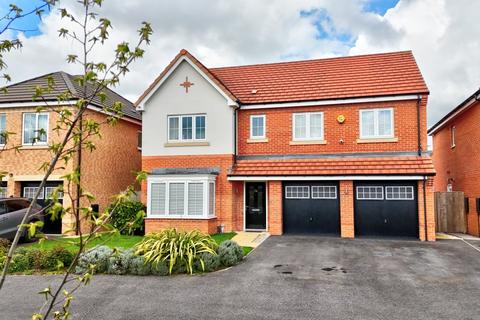 Wakefield, WF1 5 bed detached house for sale